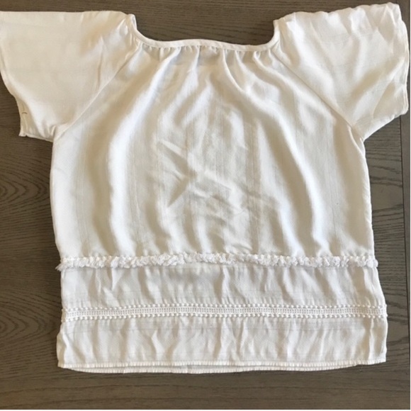 Ann Taylor White Loft Flowy Boho Blouse Top - Picture 4 of 4